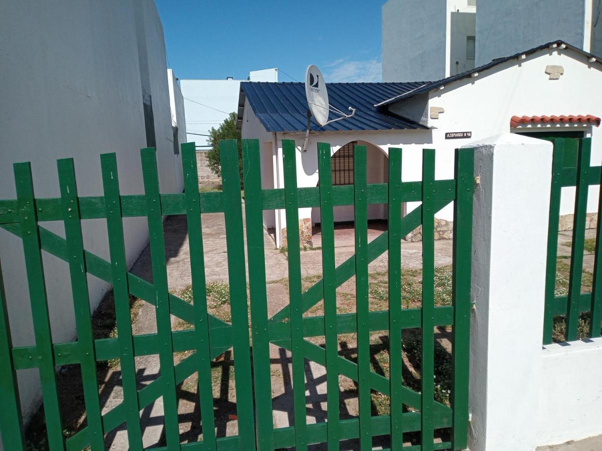 Amplia Casa Con Fondo Y Estacionamiento A Metros Del Mar Apartamento Mar de Ajó